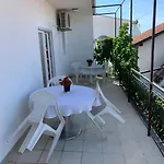 Josip شقة