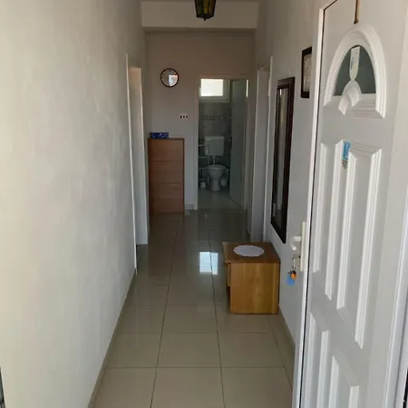 Apartment Apartments Josip - With Parking Rogoznica (Sibenik-Knin)