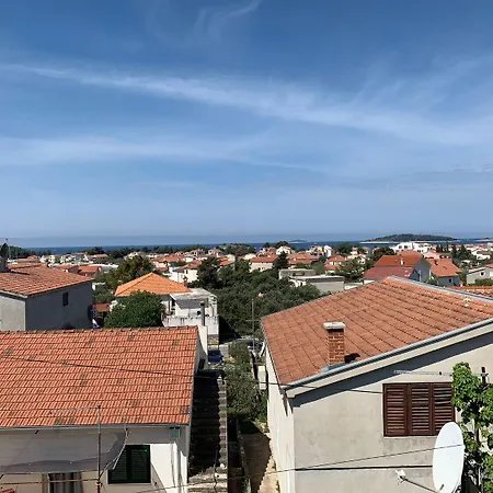 Apartments Josip - With Parking * Rogoznica (Sibenik-Knin)