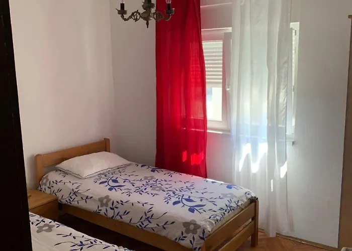 Josip 罗戈兹尼察